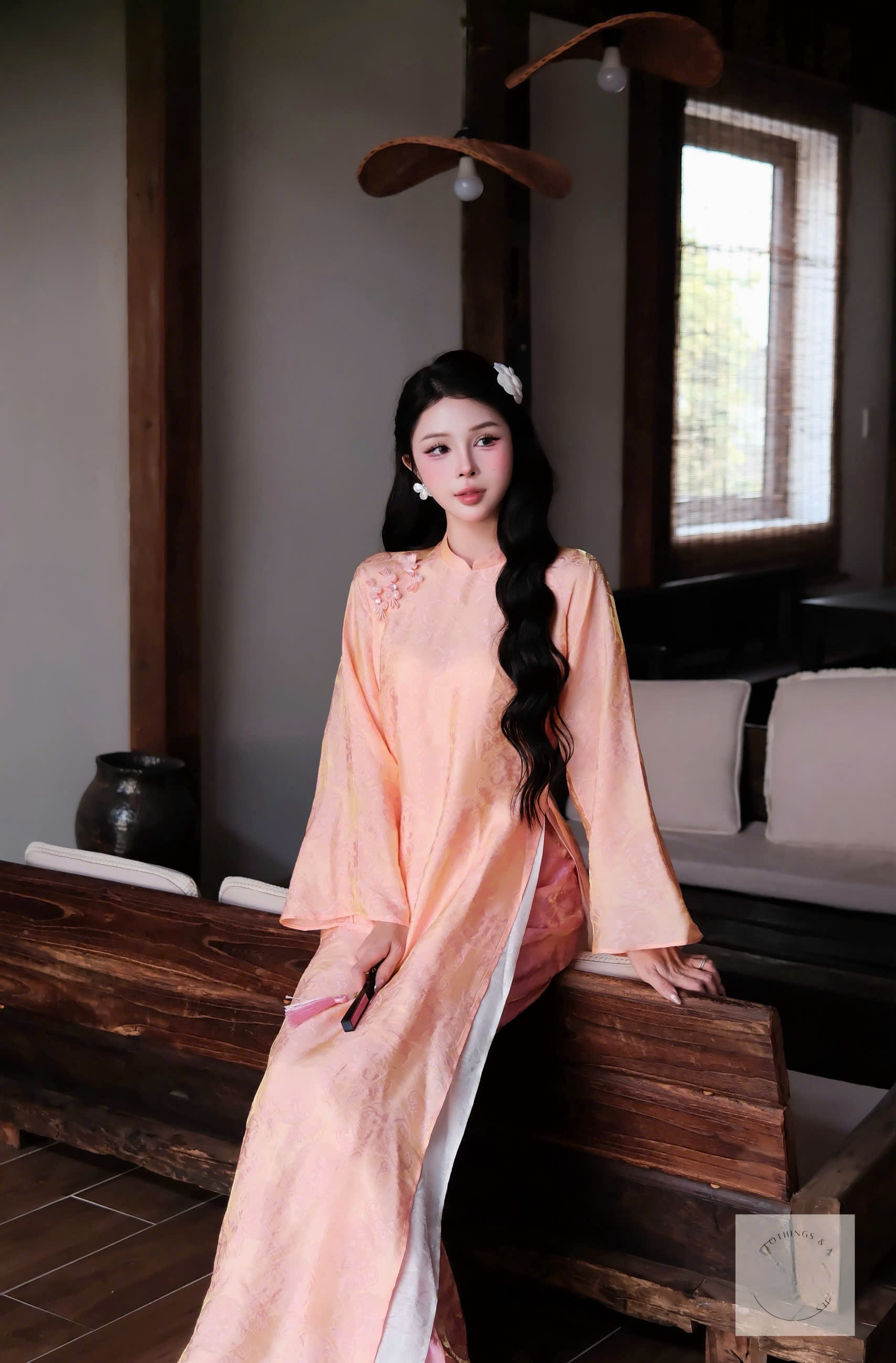 Áo Dài Cổ Tàu Ánh Kim 4 Tà Đính Hoa