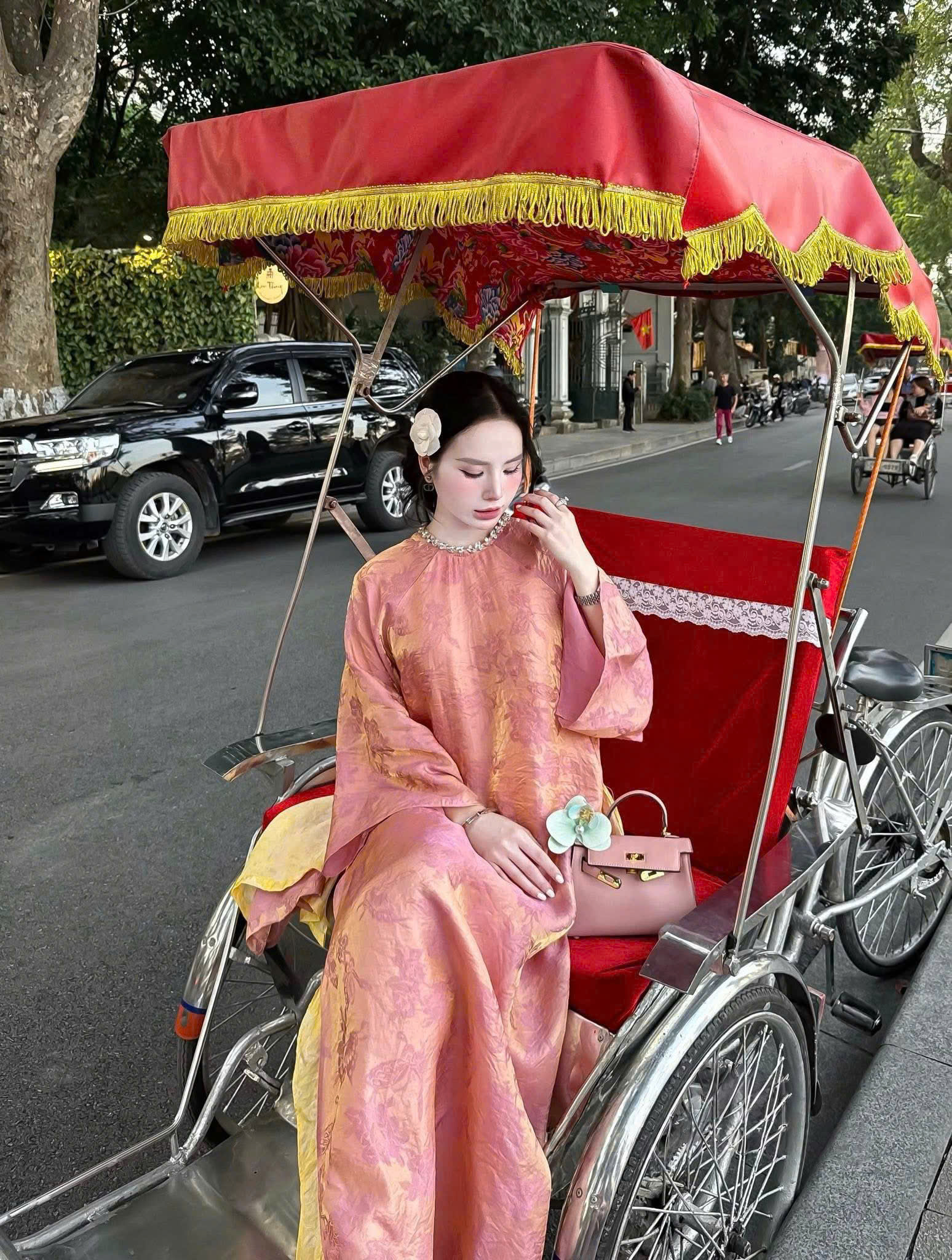 Ảnh phụ 2
